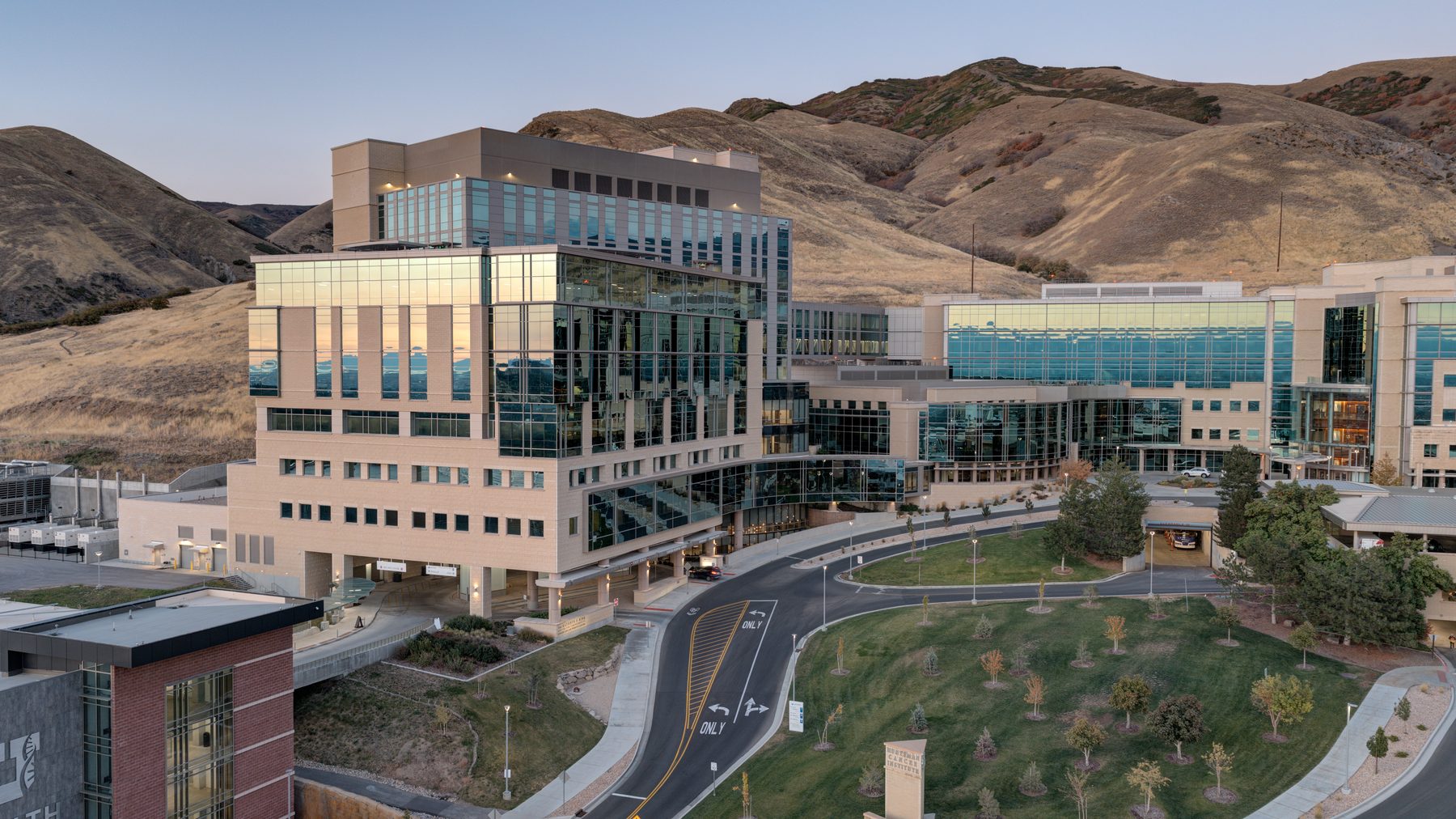 Aerial view of the Kathryn F. Kirk Center at Huntsman Cancer Institute, Utah